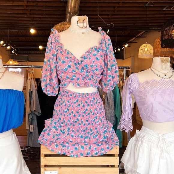 A6 - 314 Vestique two piece pink cinched set size large - Picture 2 of 13